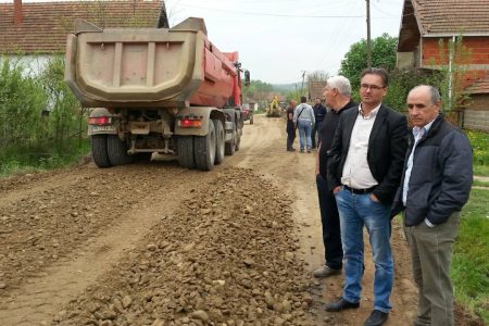 Radovi na izgradnji puta u Pridvorici odvijaju se predviđenom dinamikom