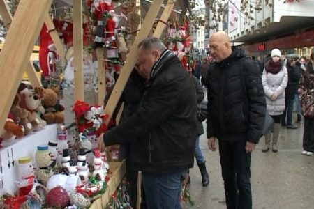 Počeo novogodišnji vašar u Leskovcu
