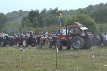 Prva Traktorijada održana u Gornjj Jajini