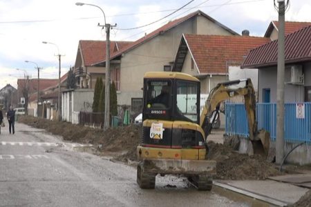 Gradonačelnik Leskovca obišao radove koji se izvode u okviru gasifikacije grada