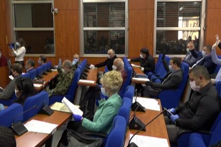 U PRETHODNA TRI DANA DOSTIŽEMO MAKSIMUM BROJA OBOLELIH OD KORONAVIRUSA U JABLANIČKOM OKRUGU
