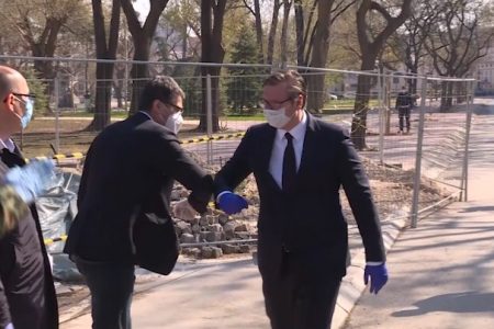 LESKOVAČKA OPŠTA BOLNICA , KAKO JE REKAO PREDSEDNIK SRBIJE DANAS U NIŠU BIĆE PRETVORENA U KOVID BOLNICU
