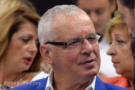 OTAC PREDSEDNIKA ALEKSANDRA VUČIĆA U BOLNICI