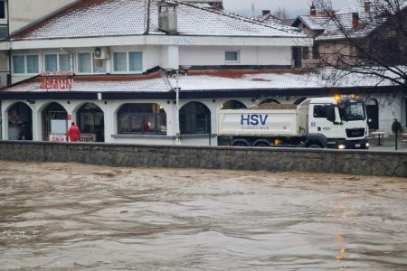 TEŠKA SITUACIJA U VLASOTINCU