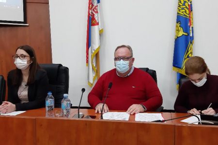 NA SEDNICI GRADSKOG VEĆA MINIMALNO SU  POVEČANE SU CENE GREJANJA ,KAKO JE REČENO ZBOG DISTROPORCIJE IZMEĐU CENE ENERGENATA I STVARNE CENE KOJU PLAĆAJU KORISNICI