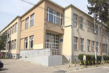 LESKOVAČKA OSNOVNA ŠKOLA ,,VUK KARADŽIĆ” I OVE GODINE UPISUJE UČENIKE U SVOJE MATEMATIČKO ODELJENJE