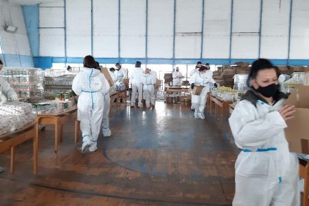 USKORO ĆE POČETI DISTRIBUCIJA PAKETA ZA PENZIONERE ČIJA PENZIJA NE PRELAZI 30.000 DINARA, KAO I ZA SOCIJALNO UGROŽENE LESKOVČANE