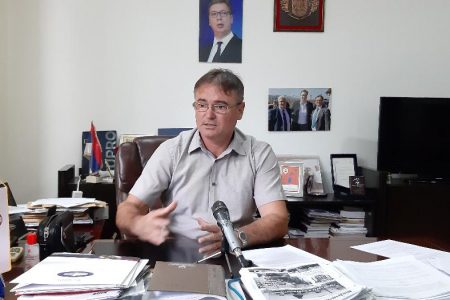 OPŠTINA BOJNIK ZAHVALJUJUĆI MINISTARSTVU ZA RAD, ZAPOŠLJAVANJE, BORAČKA I SOCIJALNA PITANJA POTPISALA UGOVOR U VREDNOSTI OD 3 MILIONA I 290 HILJADA DINARA