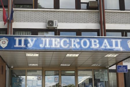 POLICIJA U LESKOVCU I LEBANU ZAUSTAVILA TROJICU PIJANIH VOZAČA