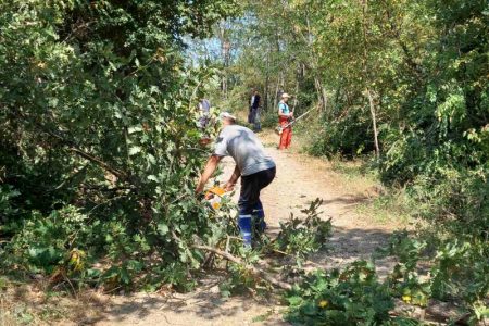 TURJANE – SELO KOD BOJNIKA OŽIVLJAVA ZAHVALJUJUĆI MLADIM LJUDIMA