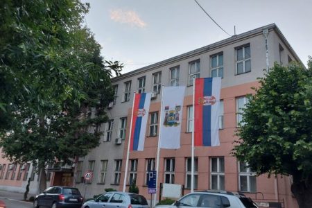 LEBANE: PREVOZ ZA UČENIKE OSNOVNIH I SREDNJIH ŠKOLA