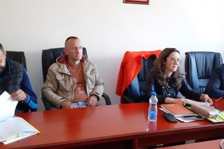 MEŠTANI MESNE ZAJEDNICE BOJNIČKOG SELA TURJANE DOBIĆE USKORO ULIČNU RASVETU