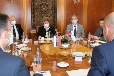 DELEGACIJA MINISTARSTVA PRIVREDE BORAVI DANAS I SUTRA U SLOVAČKOJ