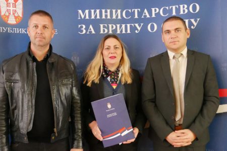 ZADRUGA IZ LEBANA DOBILA 13,5 MILIONA DINARA BESPOVRATNIH SREDSTAVA