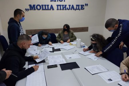 VELIKA PODRŠKA LISTI SNS U LESKOVCU