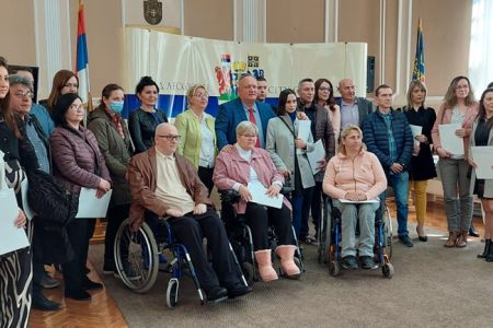 URUČENI UGOVORI ZA FINANSIRANJE PROJEKATA IZ OBLASTI SOCIJALNE ZAŠTITE