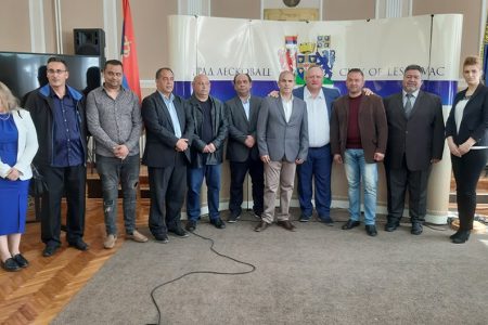 DANAS JE U SVEČANOJ SALI GRADA POVODOM MEĐUNARODNOG DANA ROMA UPRILIČEN SVEČANI PRIJEM