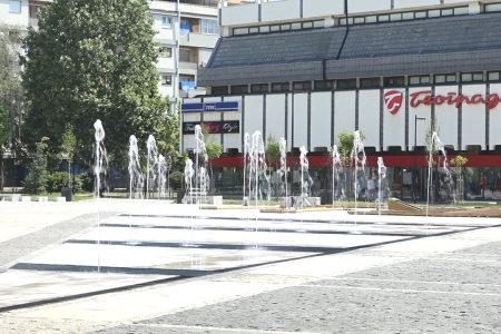 FONTANA NA GRADSKOM TRGU USKORO U RADU