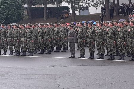VOJNICI SEPTEMBARSKE KLASE DANAS SU POLOŽILI ZAKLETVU