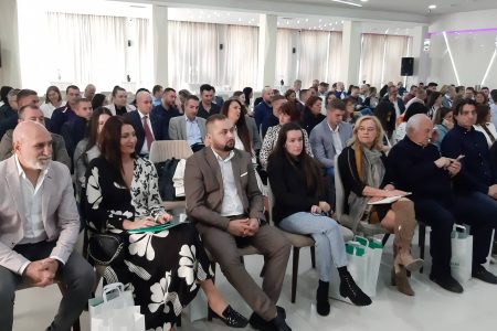 U LESKOVCU DANAS ODRŽAN PRIVREDNI FORUM „MOJ NASLEDNIK“