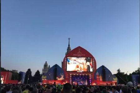 DA LI ĆE I KATAR DOZVOLITI FEŠTU? Iskustvo navijača iz Rusije: Sve je bilo u duhu Srbije, našim bojama i naše muzike (FOTO)