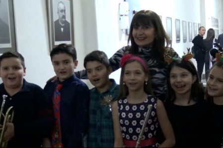TRADICIONALNI NOVOGODIŠNJI KONCERT UČENIKA OSNOVNE I SREDNJE MUZIČKE ŠKOLE