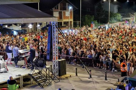 SINOĆ POČELO 25. ,,BOJNIČKO LETO“