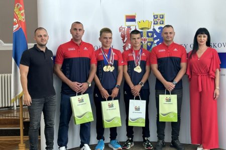 PRIREĐEN PRIJEM ZA ČLANOVE SPORTSKOG UDRUŽENJA POBEDNIK 016