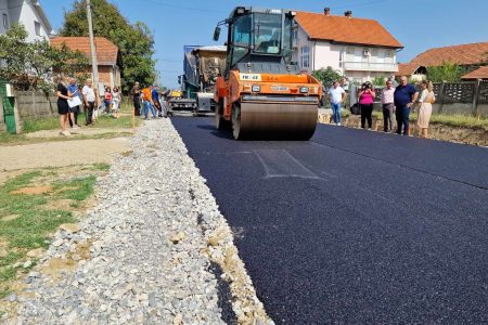 RADOVI NA PUTU LESKOVAC- VUČJE SU ZAVRŠENI