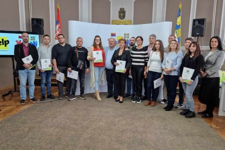PODELJENO 13 UGOVORA MIKRO I MALIM PREDUZEĆIMA U OKVIRU HELP PROGRAMA ZAPOŠLJAVANJA