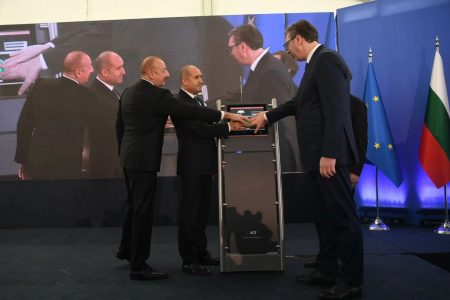 VUČIĆ: GASNI INTERKONEKTOR JE DOBRA I VELIKA STVAR ZA NAŠU ZEMLJU