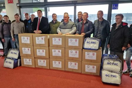 FSS URUČIO NOVU OPREMU KLUBOVIMA JABLANIČKOG I TOPLIČKOG OKRUGA