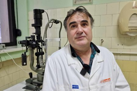 SLABOVIDOST DOLAZI SA GODINAMA KAŽU OFTALMOLOZI