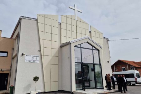 POTPISAN UGOVOR O NASTAVKU UREĐENJA OBJEKTA PRVE ROMSKE HRIŠĆANSKE CRKVE