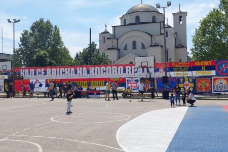 ODRŽAN HUMANITARNI TURNIR „LESKOVAC BORI SE ZA KOSMET“ U SLAVU JUNAKA, ZA ČAST POTOMAKA