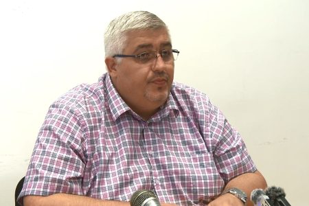 ZDRAVKOVIĆ: PRIKUPLJAMO POTPISE ZA PREDLOG ZA RAZREŠENJE GRADONAČELNIKA LESKOVCA