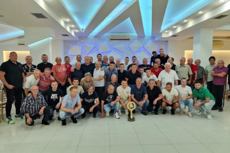 LOKALNA SAMOUPRAVA PRIREDILA JE SINOĆ SVEČANU VEČERU ZA FUDBALERE PUSTE REKE