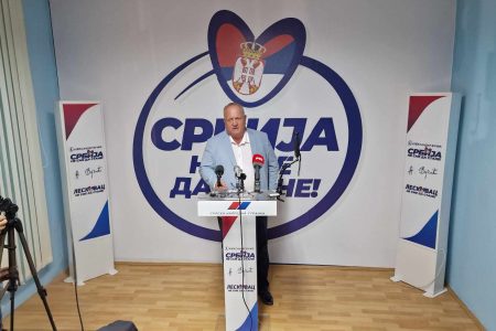 GRADSKI ODBOR SNS-a U LESKOVCU JEDNOGLASNO DAO PODRŠKU GORANU CVETANOVIĆU