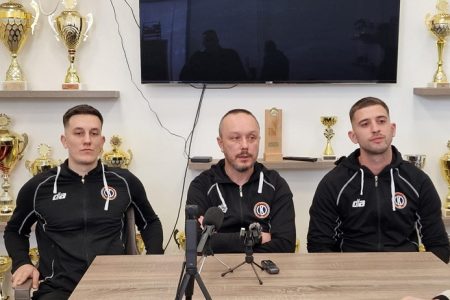 ODBOJKAŠI DUBOČICE SUTRA U LESKOVCU DOČEKUJU EKIPU RADNIČKOG IZ KRAGUJEVCA